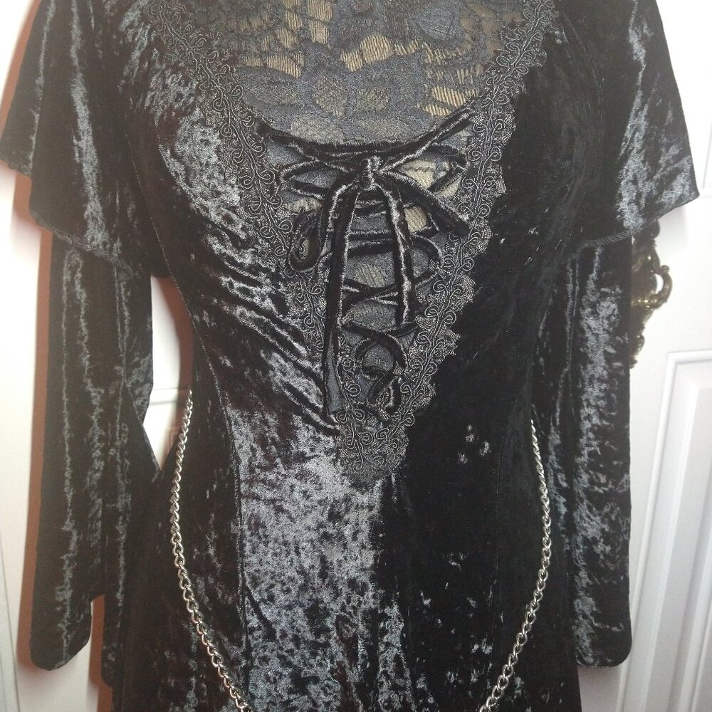 Vintage Crushed Velvet Goth Gown Bell Sleeves Dramatic Cross Chain Small EUC - Picture 2 of 15